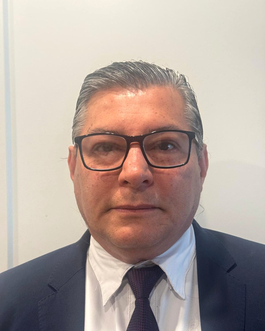 Portrait of Jairo Yanez